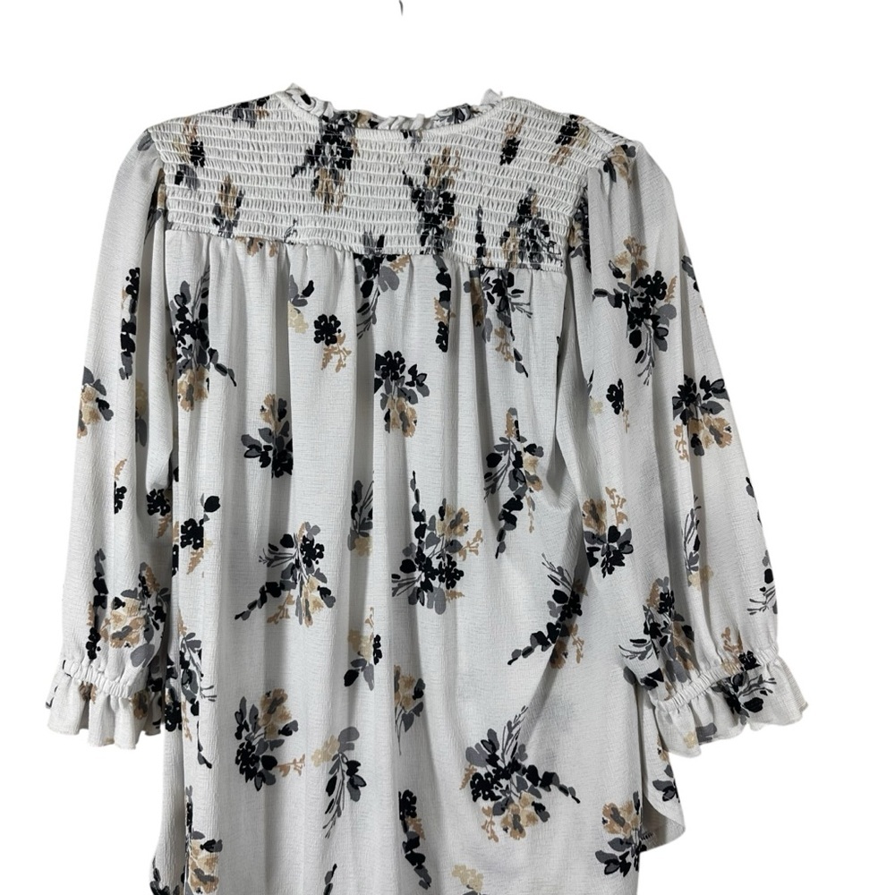 Melloday White Floral Blouse Size 1X - Picture 7 of 8